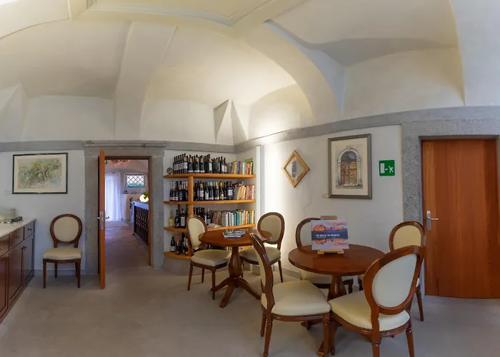 Palazzo Lodron Bertelli. Dimora Storica & Spa