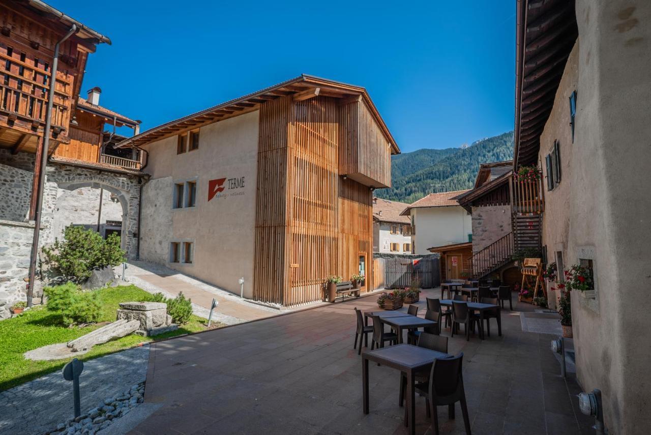 Palazzo Lodron Bertelli. Dimora Storica & Caderzone