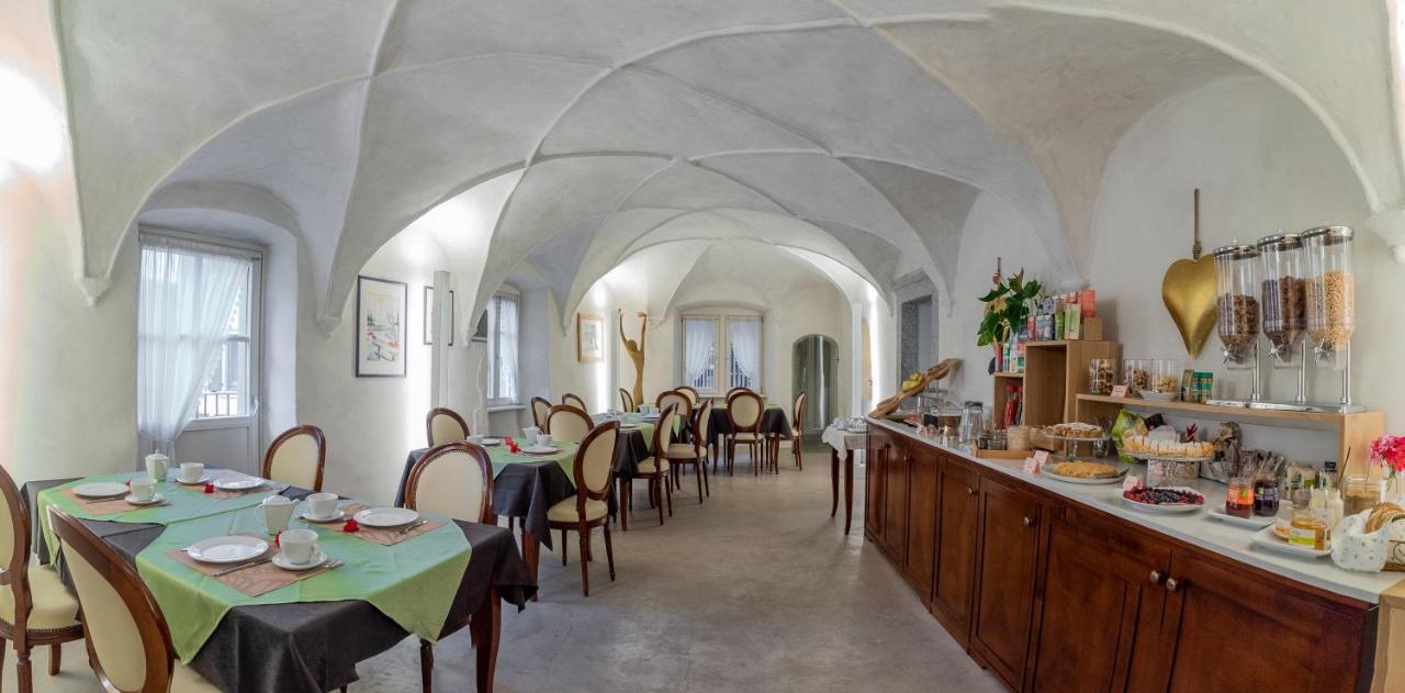 Hotel Palazzo Lodron Bertelli. Dimora Storica & Caderzone