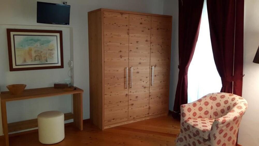 Palazzo Lodron Bertelli. Dimora Storica & Hotel 4*